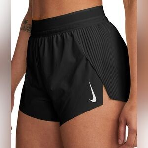Nike Black Athletic Shorts Lightweight Design